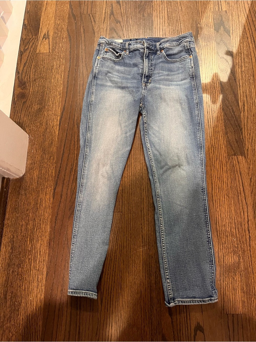 Vintage slim high rise Mid Wash Women's Jeans - Comfortable Slim Fit